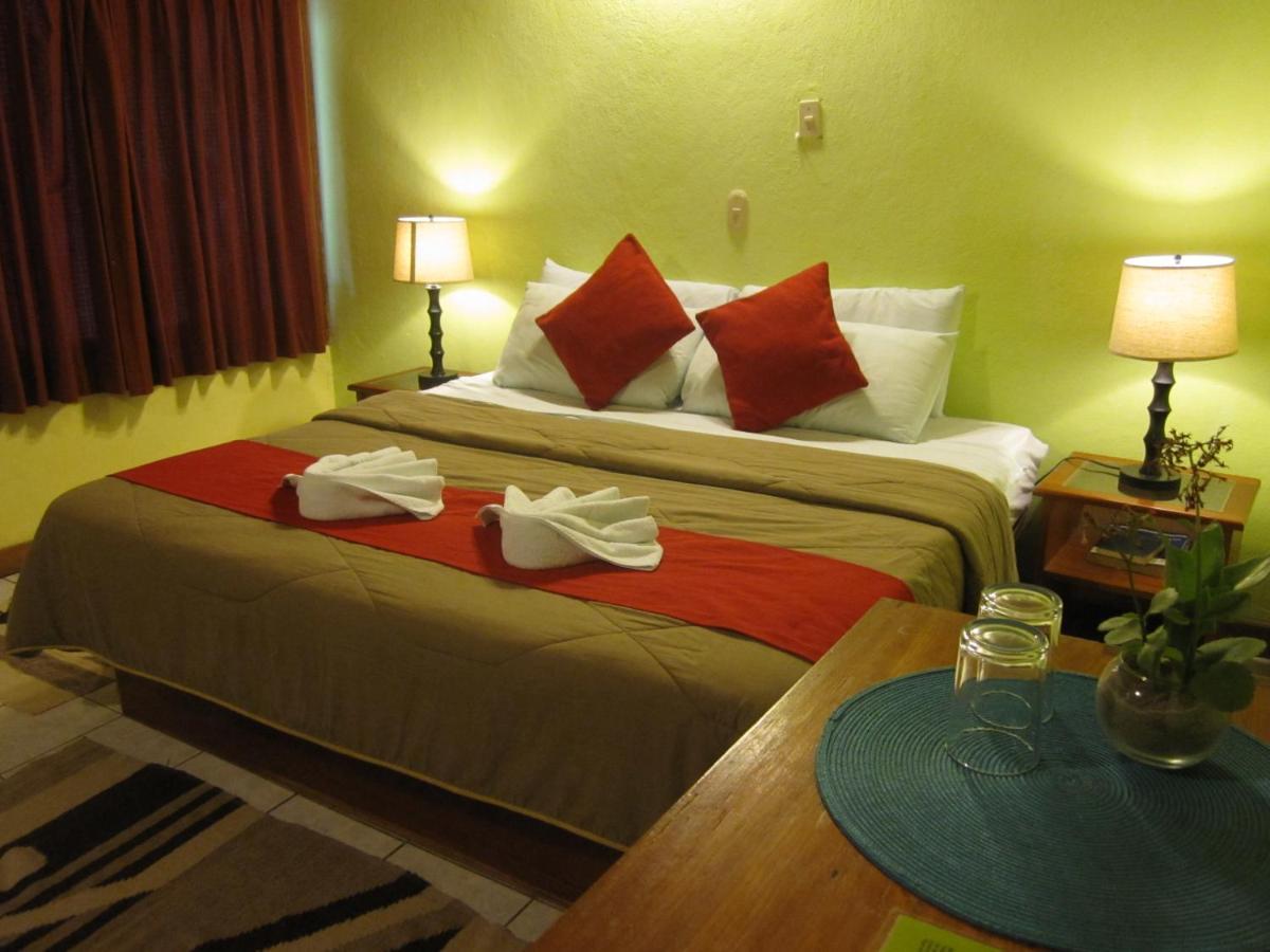 Hotel Jaguar Inn Τικάλ Εξωτερικό φωτογραφία