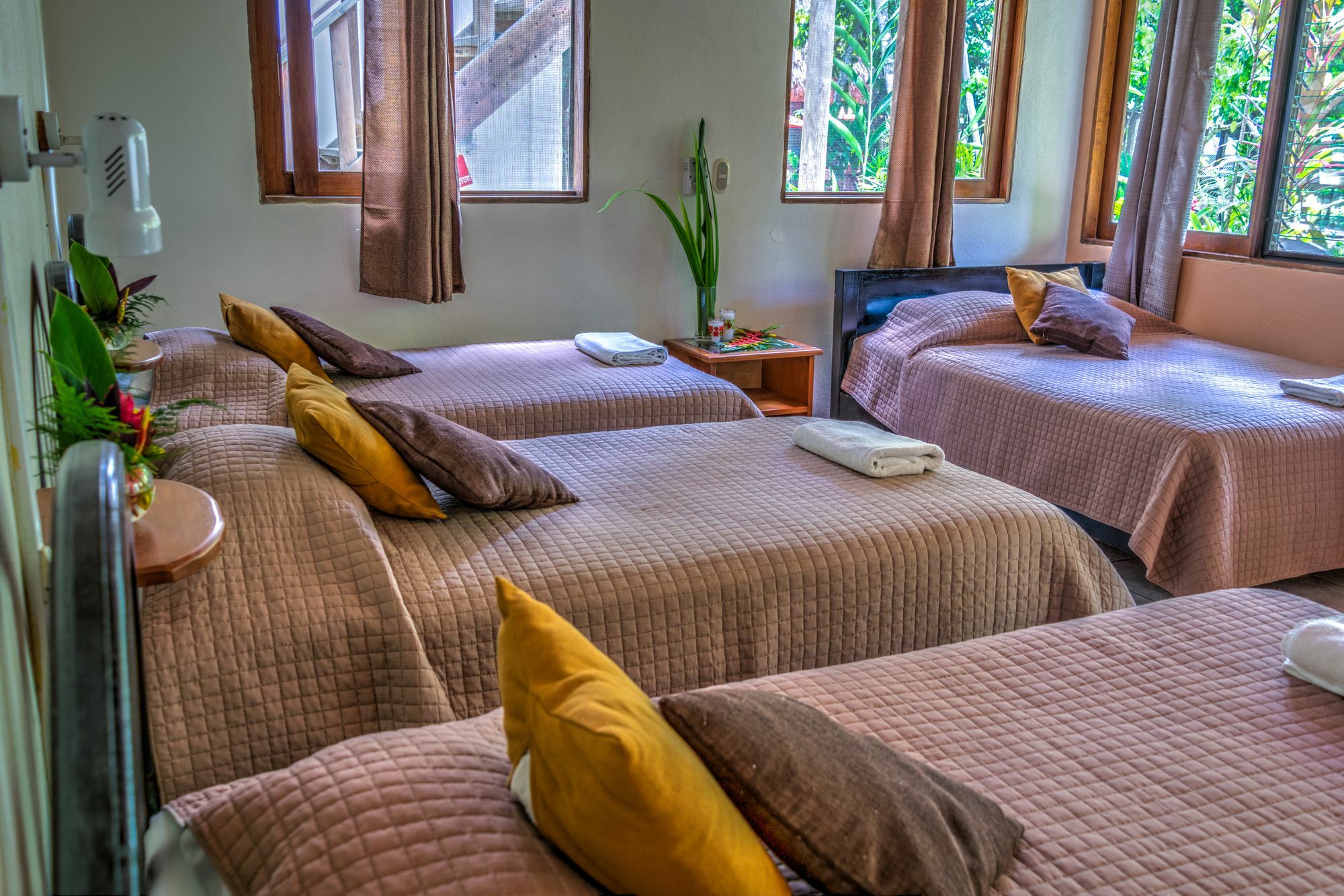 Hotel Jaguar Inn Τικάλ Εξωτερικό φωτογραφία